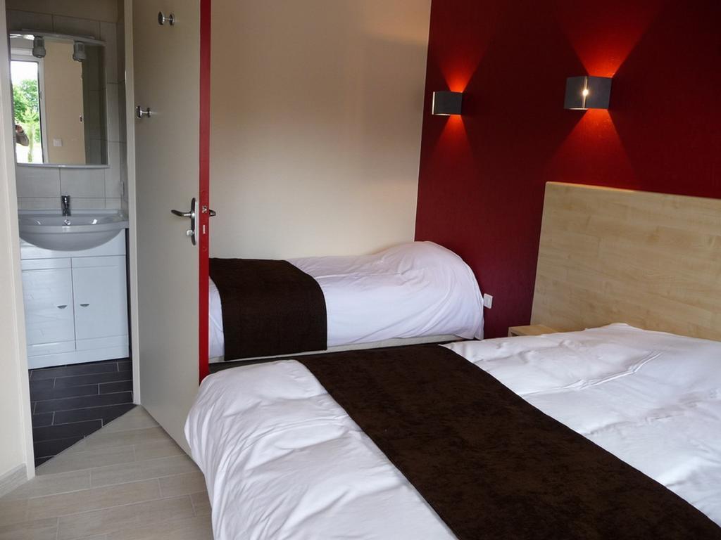 La Godiniere Hotel Cholet Cameră foto